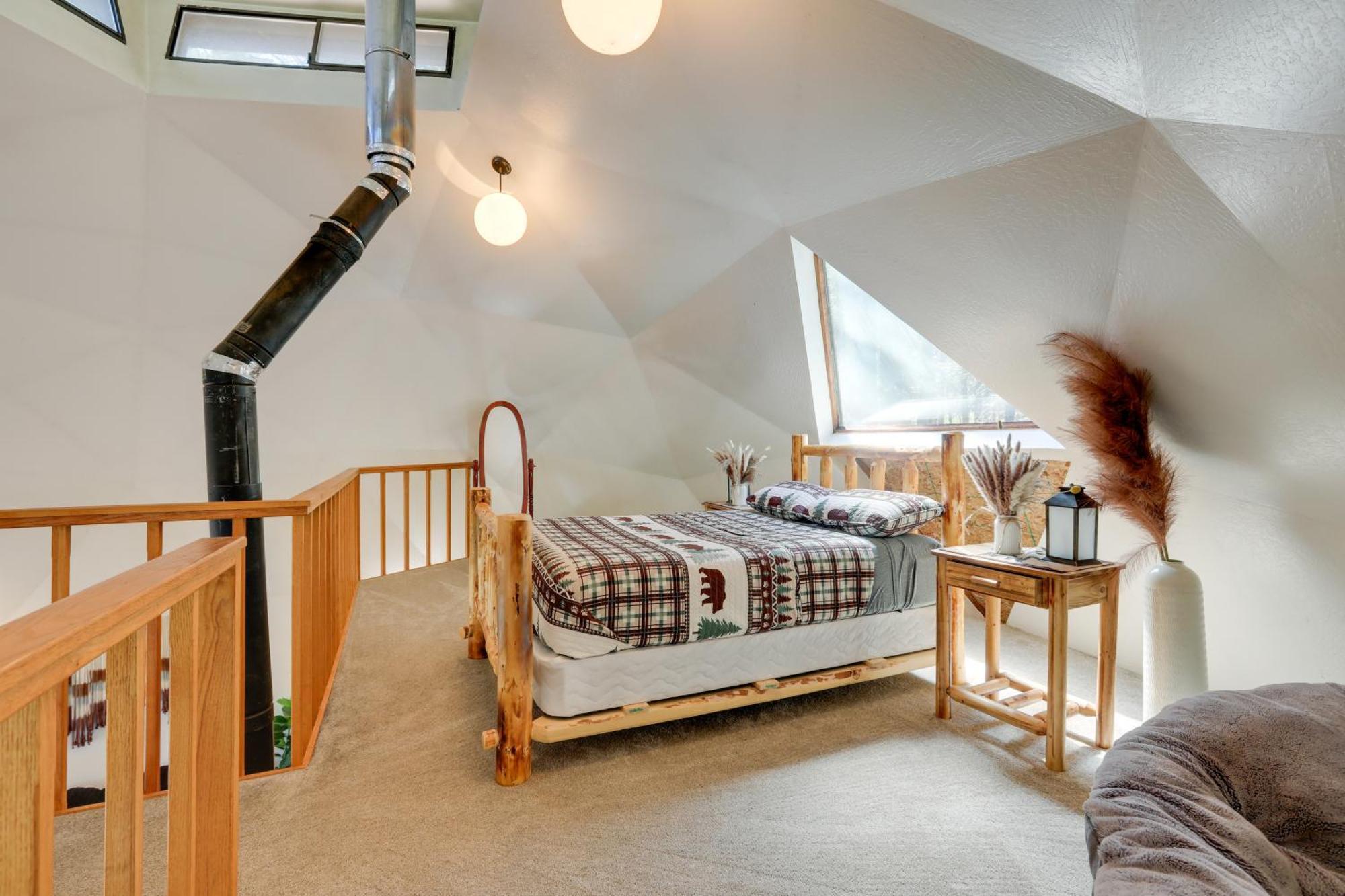 Off-Grid Nevada City Geodesic Dome House With Views! 외부 사진